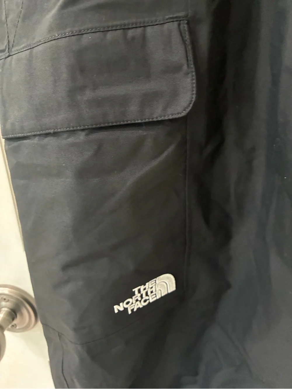 NWT The North Face Men’s Black Cargo Ski Pants ($200)